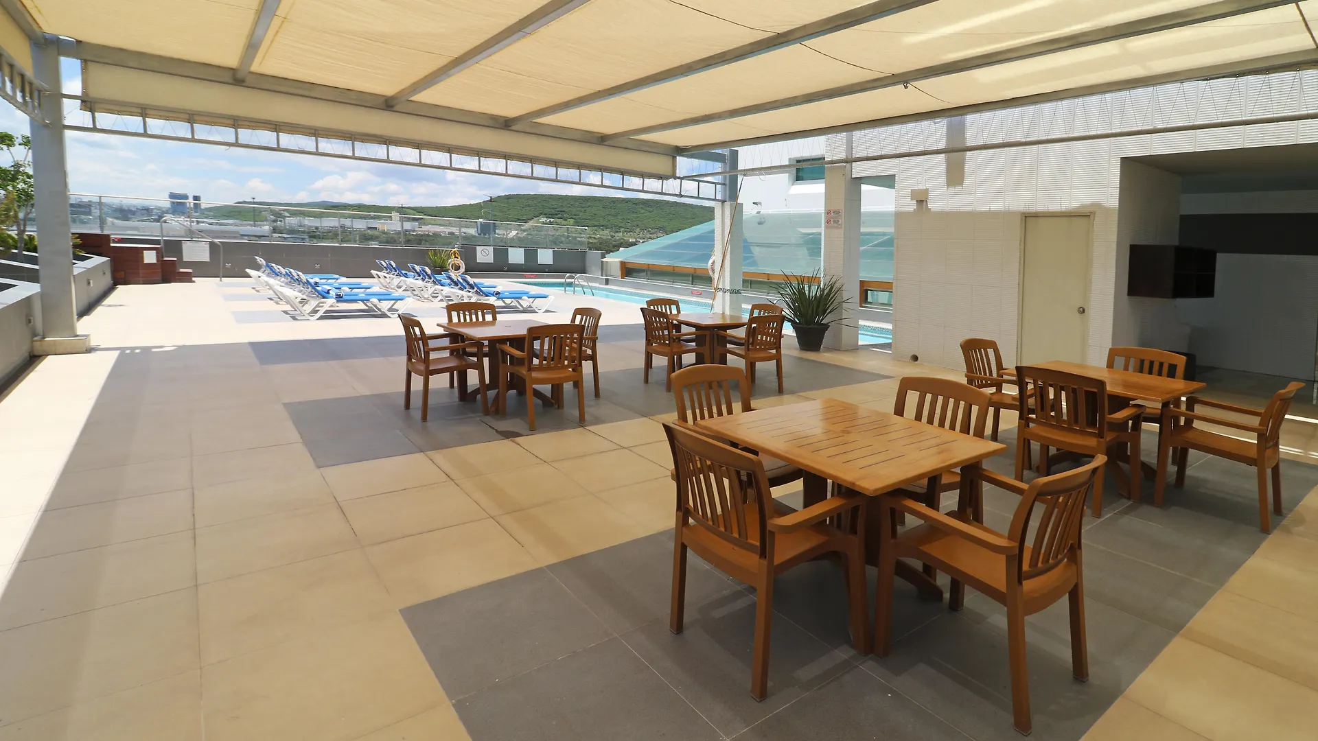 Holiday Inn Queretaro Zona Krystal By Ihg El Salitre 5*,
