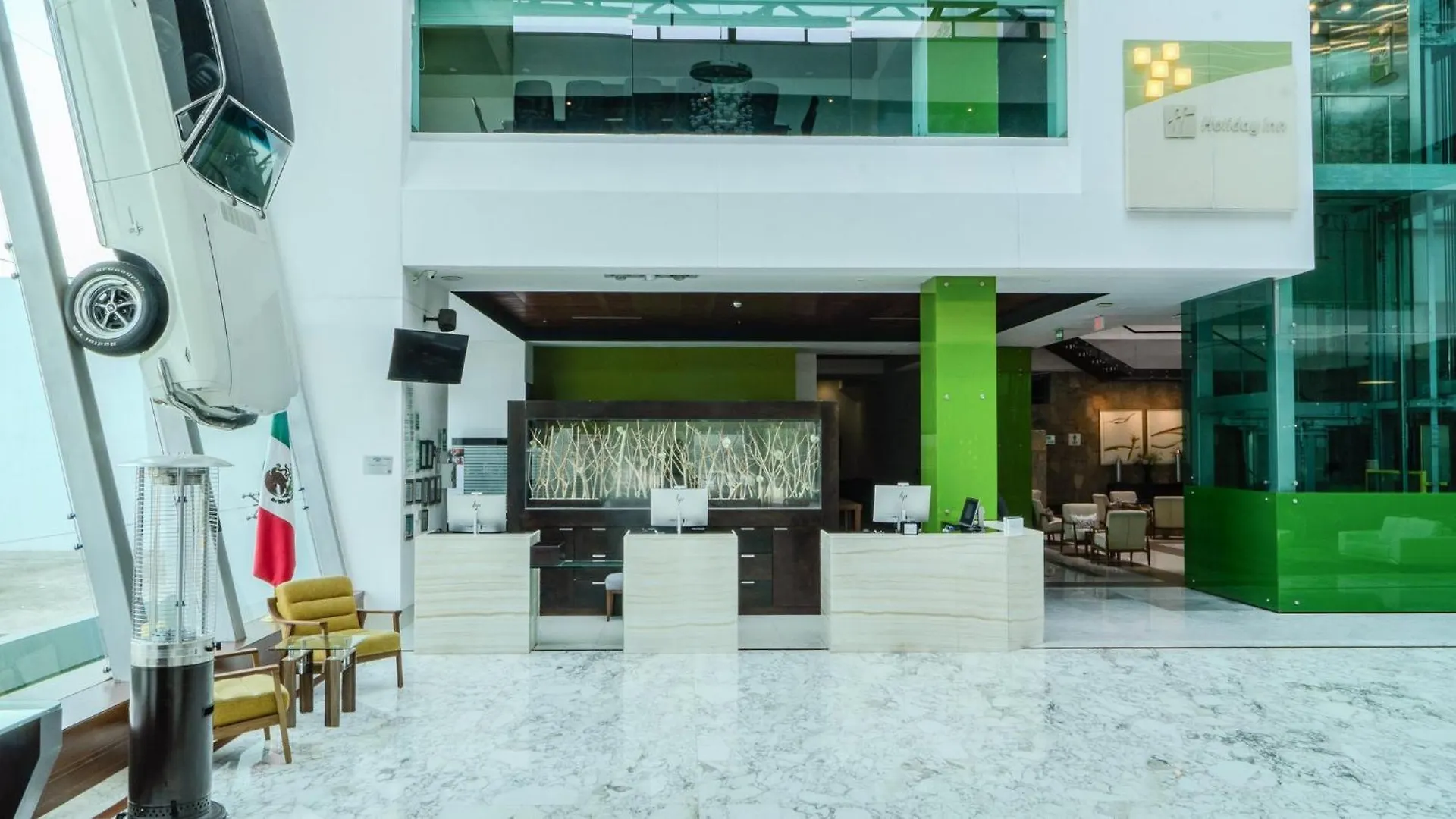 Hotel Holiday Inn Queretaro Zona Krystal By Ihg El Salitre